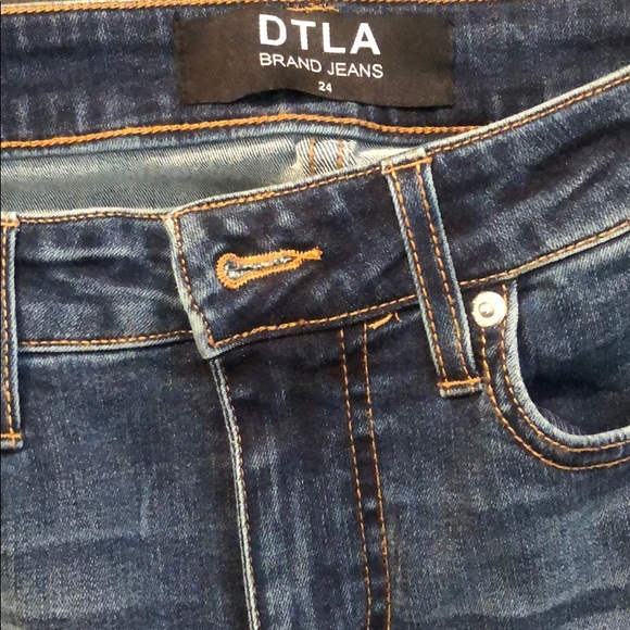 Jeans - Picture 2 of 4